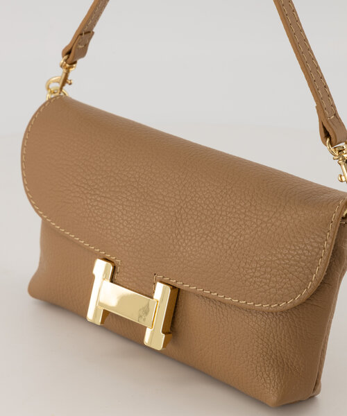 Hilary - Classic Grain - Clutch - Camel - D85 - Goudkleurig