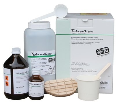 Technovit met versneller 10 behandelingen