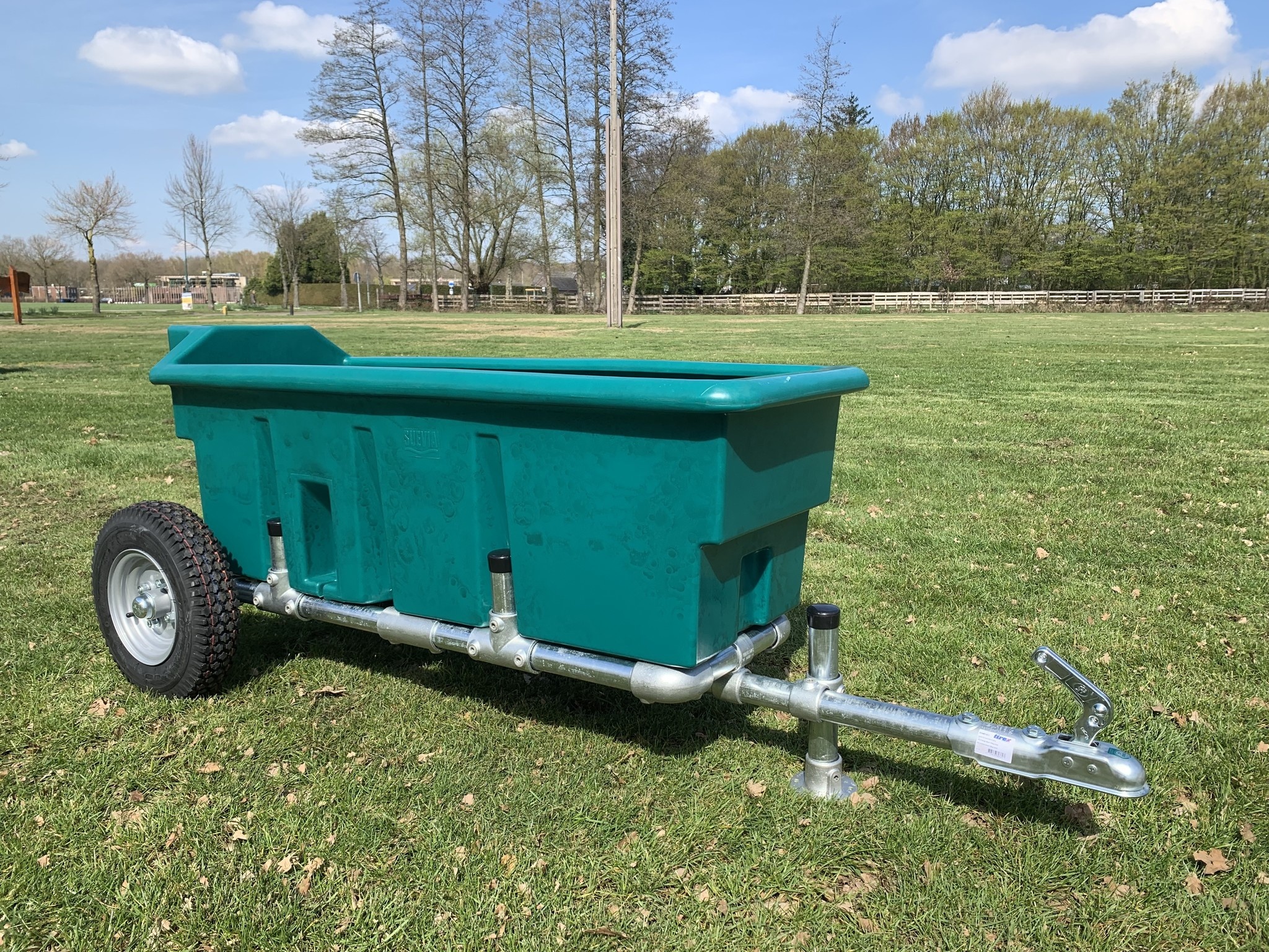 Suevia mobiele wagen met weidedrinkbak 200 ltr MWT200