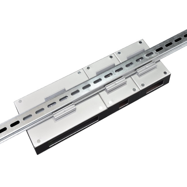 4Each software solutions IOFirebug Engine zu Universal Robots