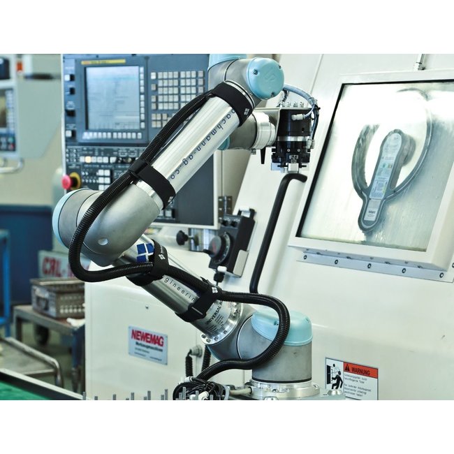 Bachmann Engineering  Energiezuführung Basic