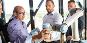 COBOT EXFERENCE 2021 - UNIVERSAL ROBOTS