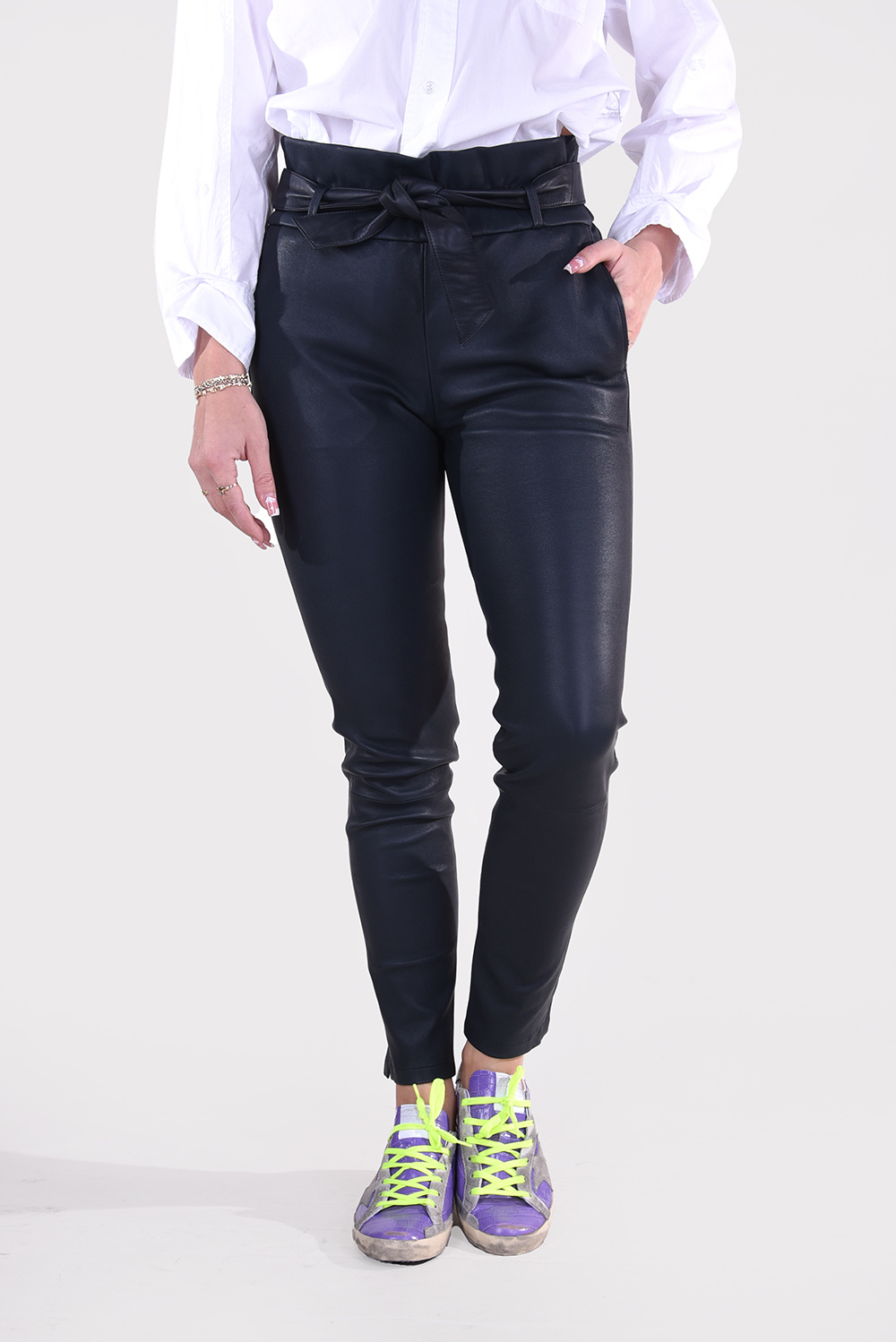 Suite 22 broek Nomade donkerblauw Suite 22 broek Nomade donkerblauw