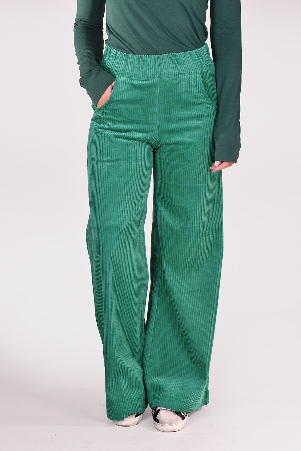 Sea Me Happy broek Woody Wide Rib groen Sea Me Happy broek Woody Wide Rib groen