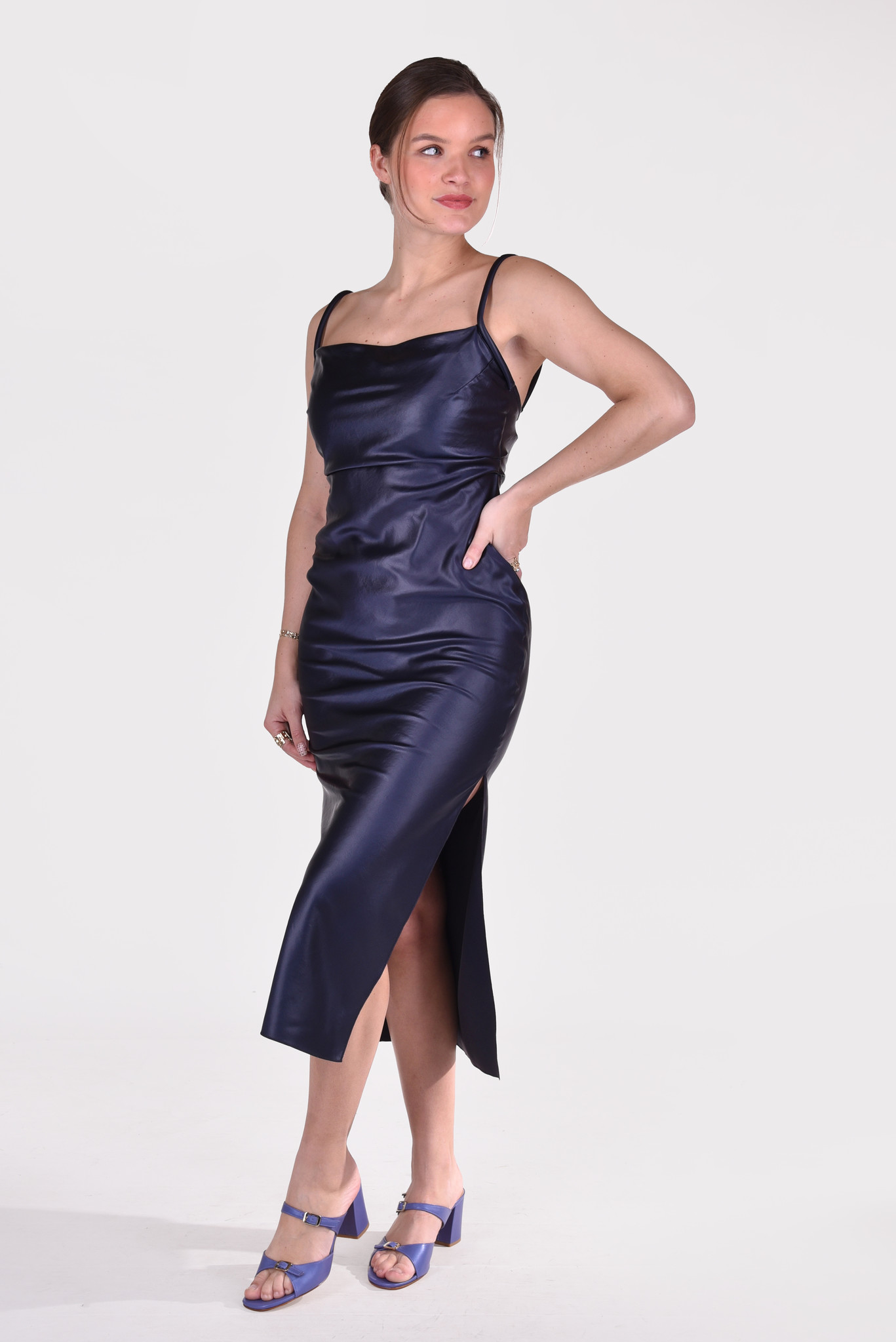 Nanushka jurk Irma NW22RSDR01159 blauw
