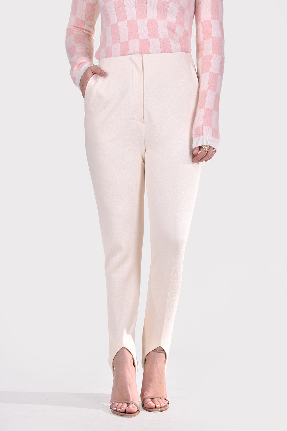 Nanushka broek Darby NW22RSPA00372 creme Nanushka broek Darby NW22RSPA00372 creme
