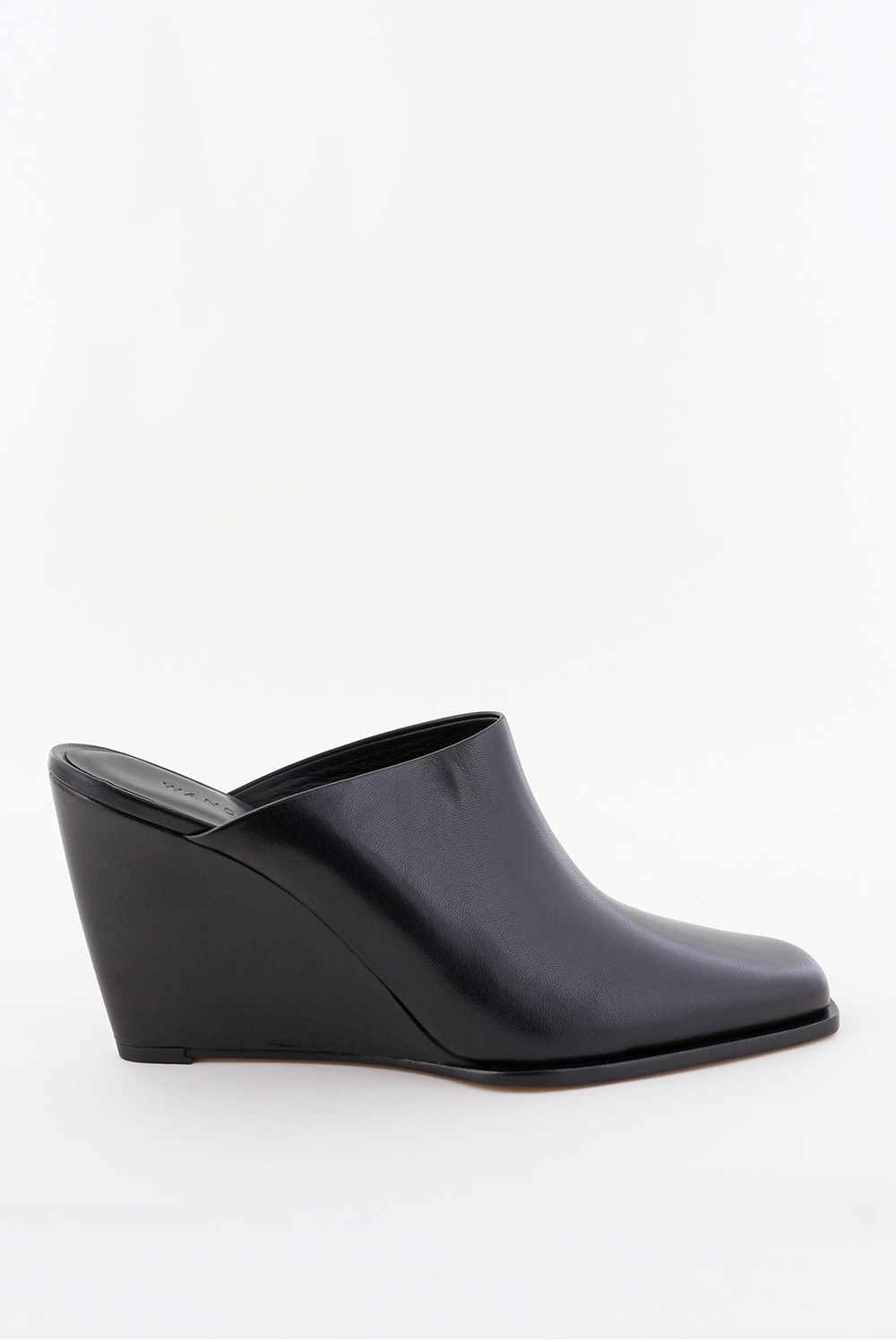 Wandler mules Gaia 911201 zwart Wandler mules Gaia 911201 zwart