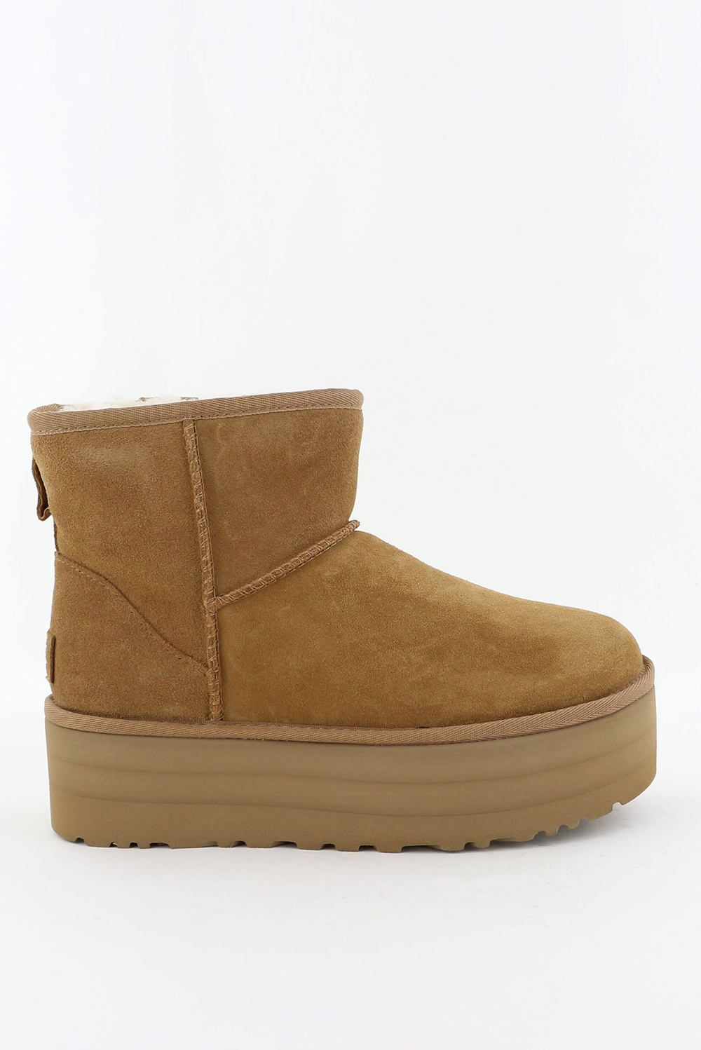 UGG enkellaarsjes Classic Mini Platform 1134991 chesnut UGG enkellaarsjes Classic Mini Platform 1134991 chesnut
