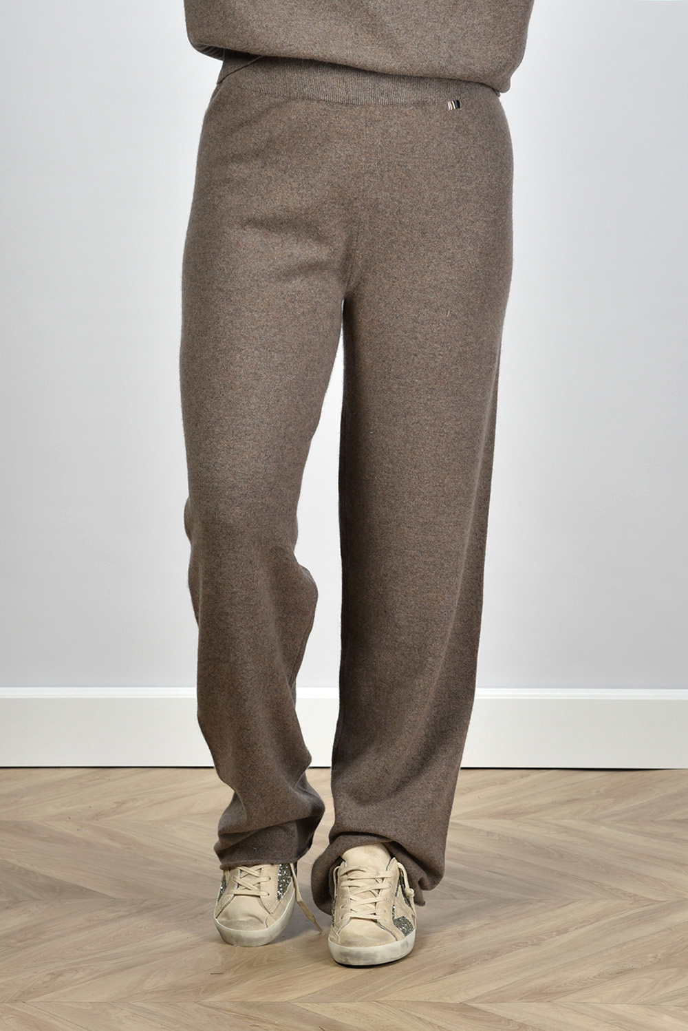 Extreme Cashmere broek Trousers 104 taupe Extreme Cashmere broek Trousers 104 taupe