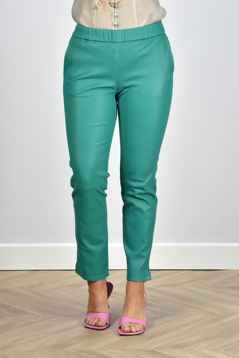Enes broek Relax +5cm groen Enes broek Relax +5cm groen