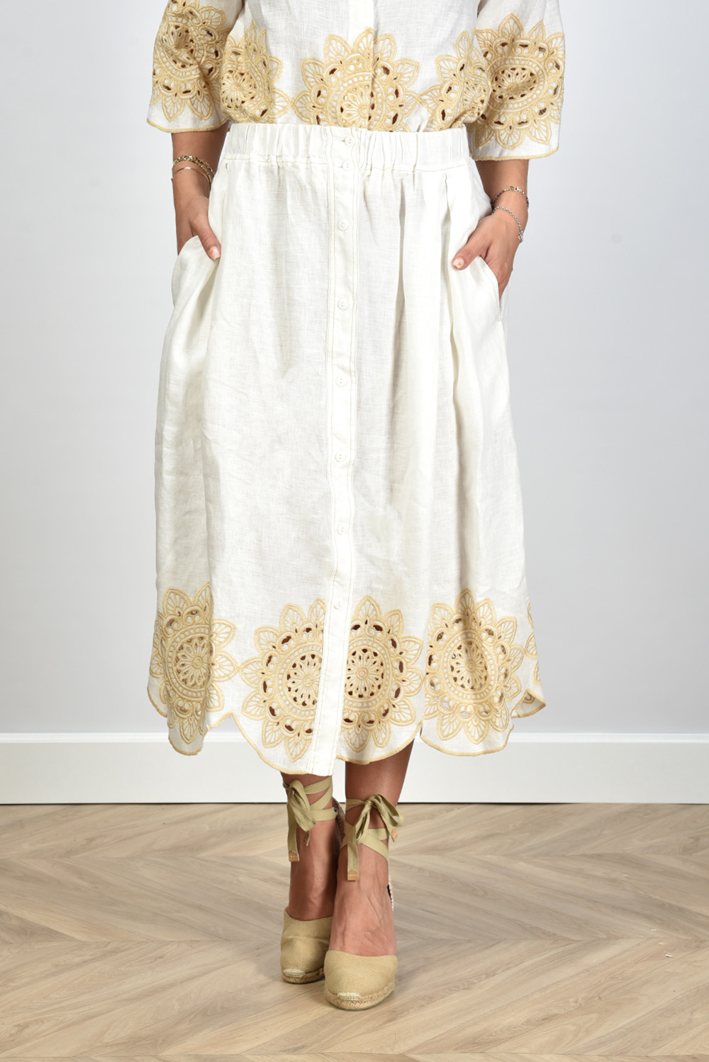 Greek Archaic Kori skirt S23K220038 white/cream Marjon Snieders