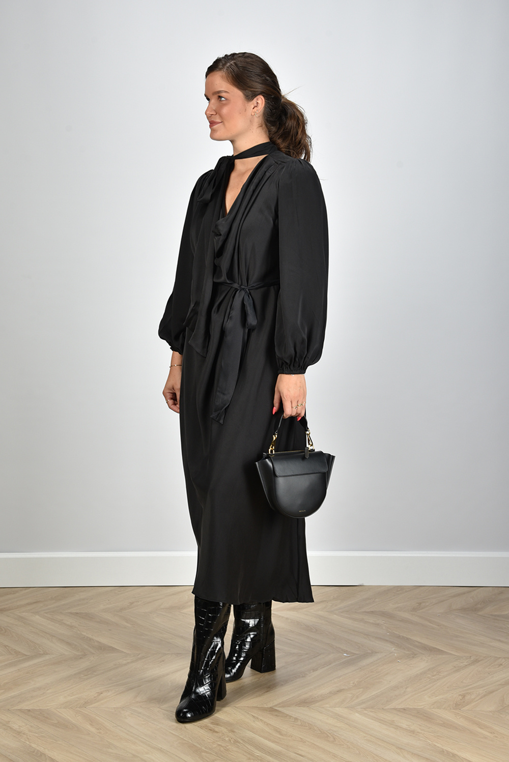 Zimmermann jurk Silk Billow 8038DRF23 zwart Zimmermann jurk Silk Billow 8038DRF23 zwart