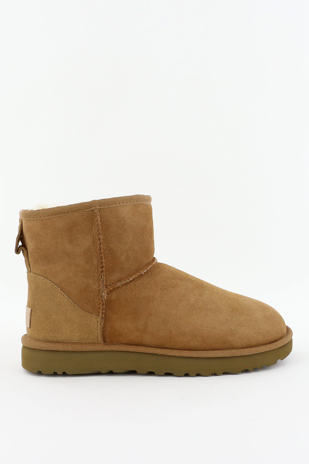 UGG enkellaarsjes Classic Mini II 1016222 chesnut UGG enkellaarsjes Classic Mini II 1016222 chesnut
