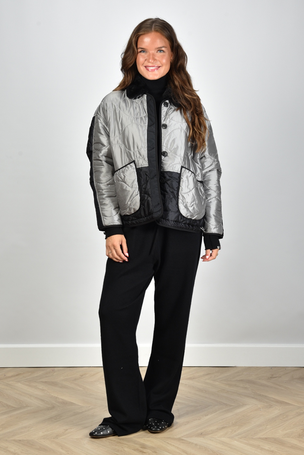 BLONDE No.8 jas Moore 2020 reversible black zwart