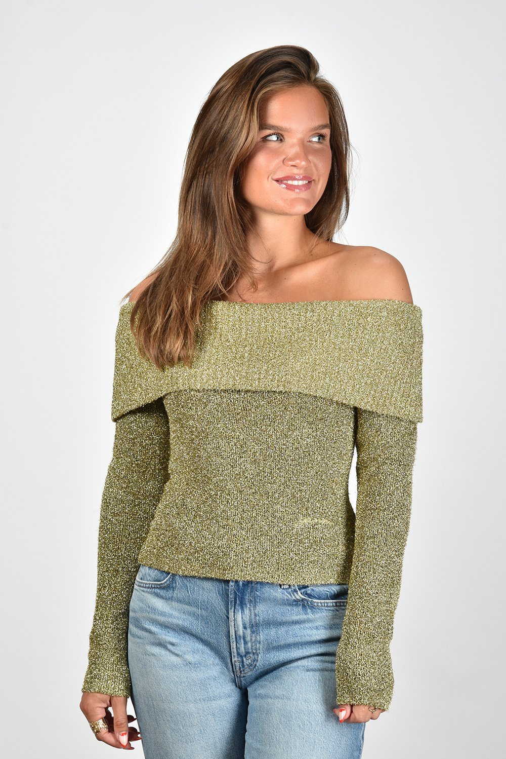 Ganni off shoulder trui met lange mouwen goud