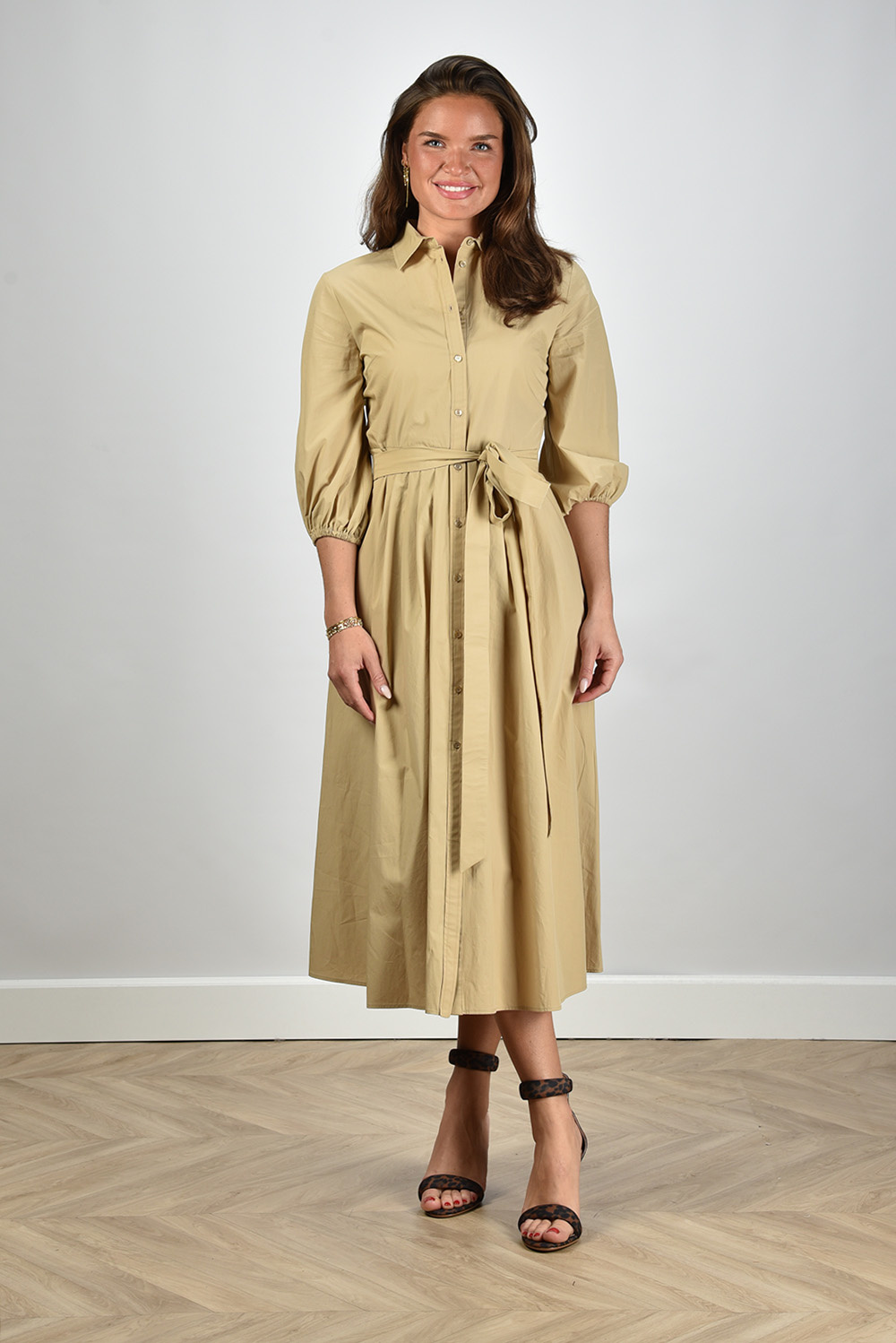 Max Mara Weekend jurk Kentia met ceintuur 004 beige