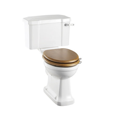 Close coupled toilet