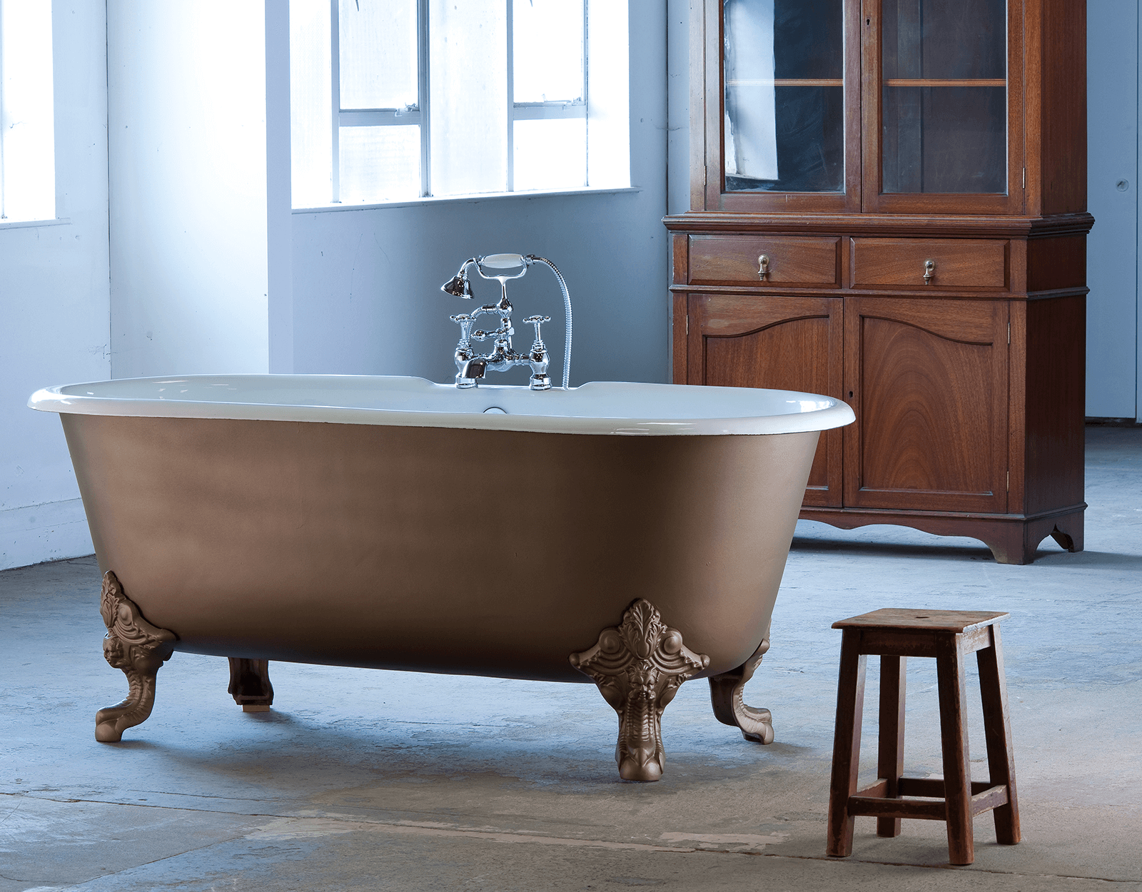 Voorkomen Voorkeur Winst Klassiek vrijstaand gietizjeren bad met pootset Cheverny 1850 -  TheClassicHouse - de klassieke badkamer en keuken specialist