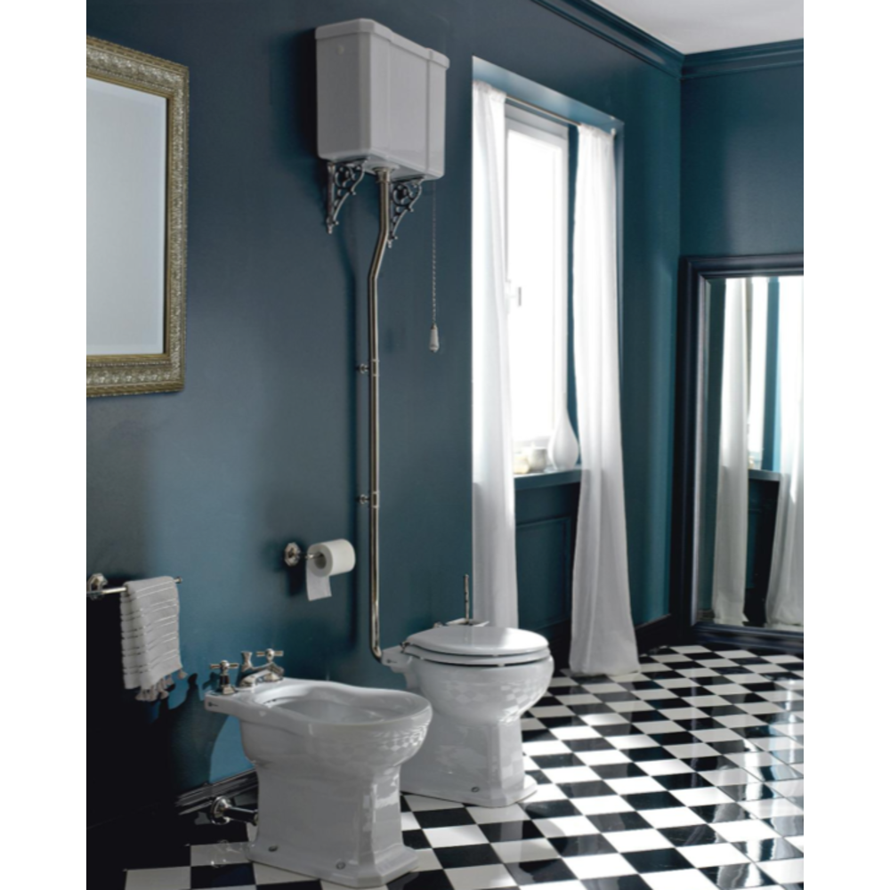 Sbordoni Neoclassica Hooghang toilet met porseleinen reservoir