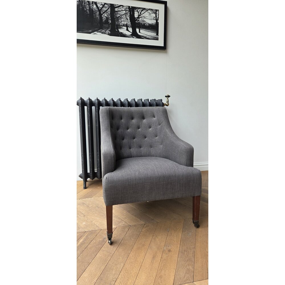 Neptune Chair ex showroom Neptune Wohnzimmersessel Amelia