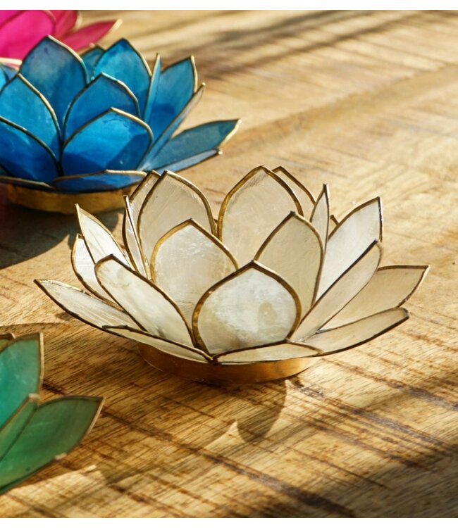 Weißer Lotusblume Teelichthalter