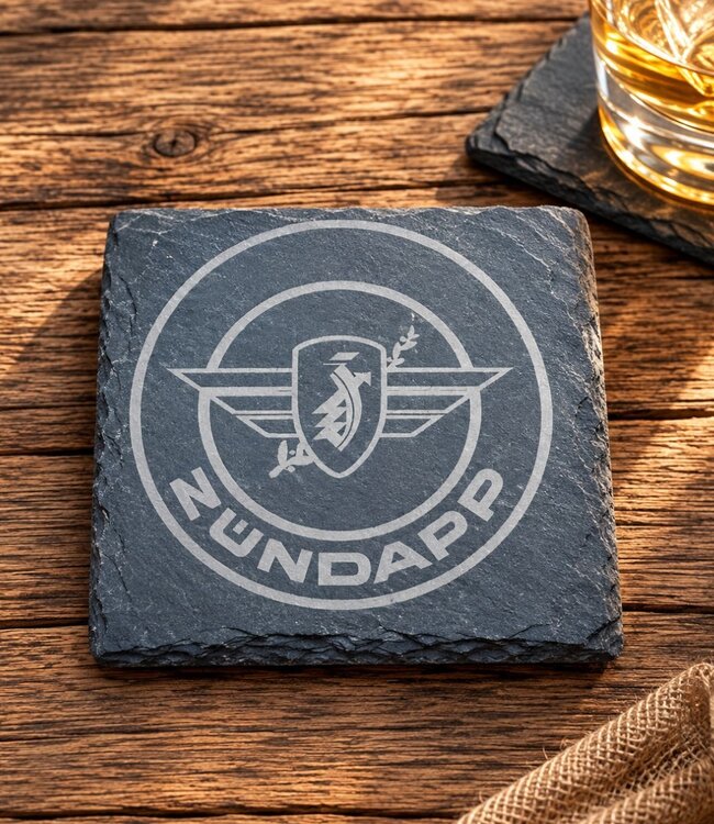 Leisteen onderzetter met Zündapp brommer logo