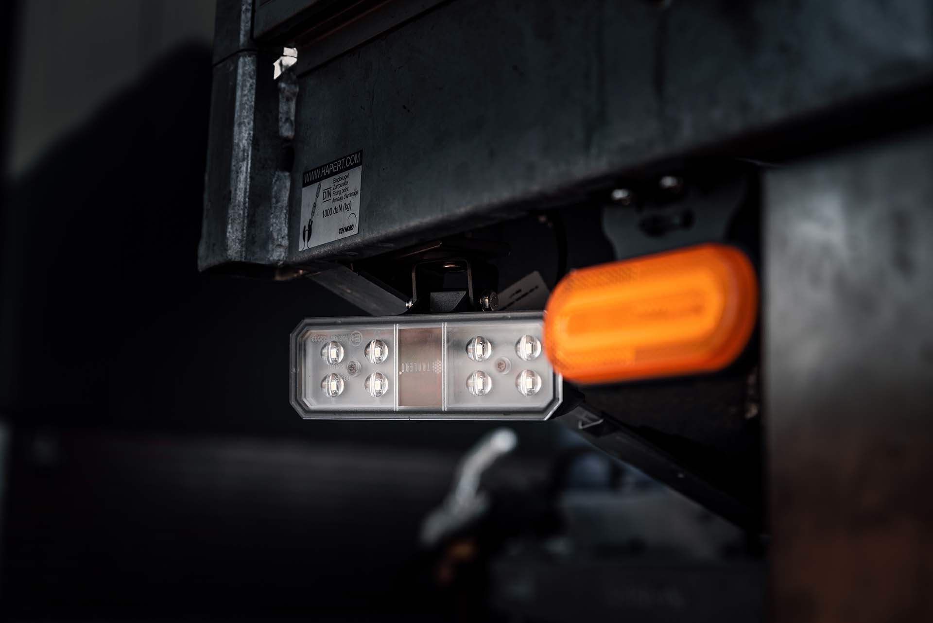 LED Rückfahrlicht R23 Zulassung CARBONLUX Quadrat 90X90mm - DT 2-polig  Anschlussstecker - Vignal