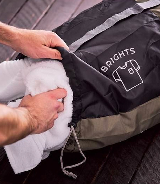 Gentlemen's Hardware Foldaway Laundry divider bag