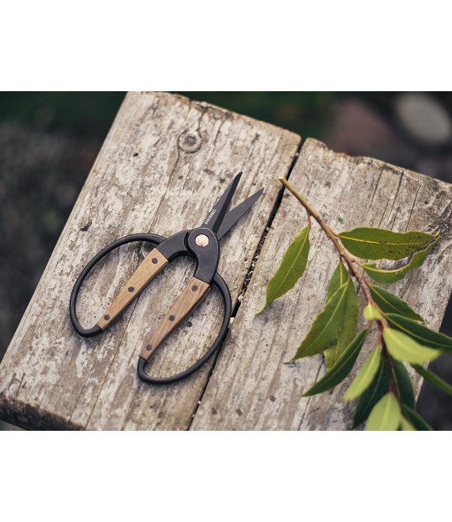 Barebones Tuinschaar klein - Walnoot