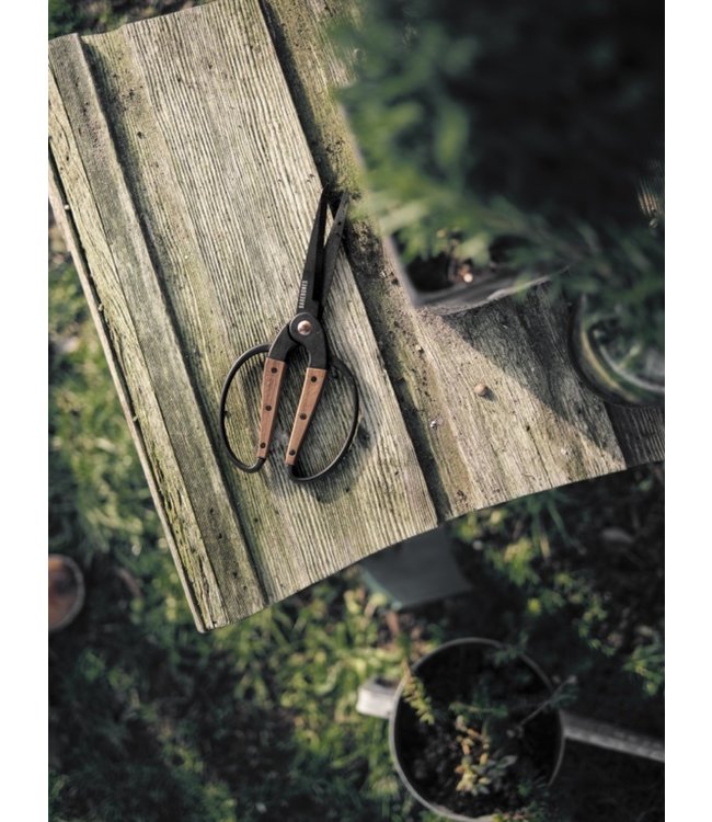 Barebones Tuinschaar groot - Walnoot