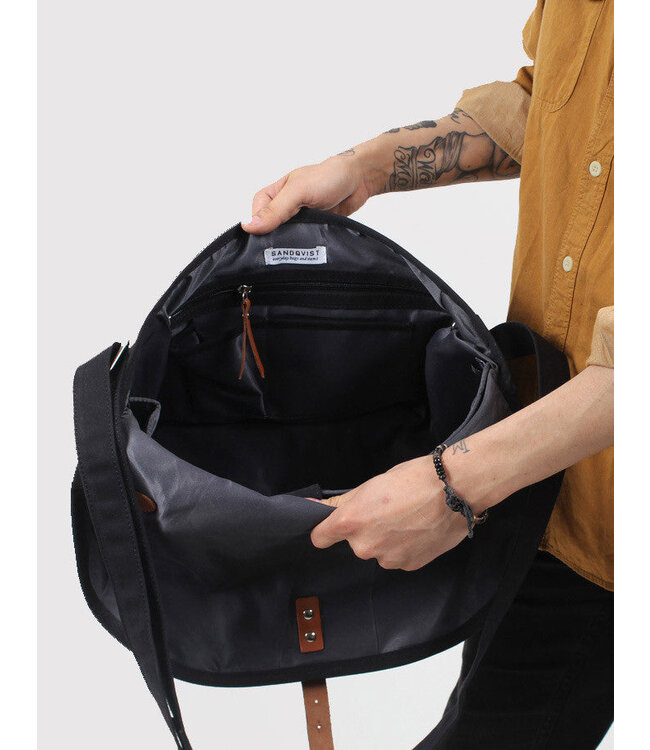 Sandqvist Schoudertas Jack GROUND Black