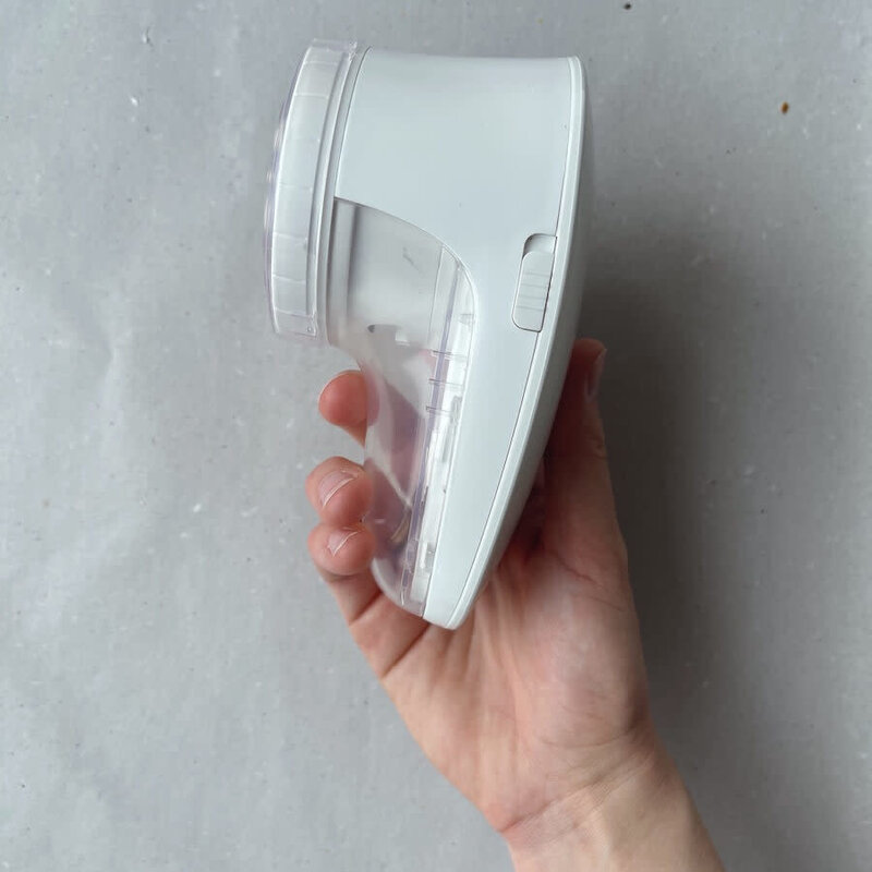 PLUISJES VERWIJDEREN PETITEKNIT