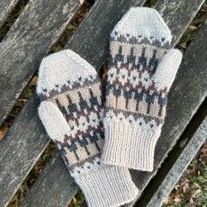 CELESTE MITTENS