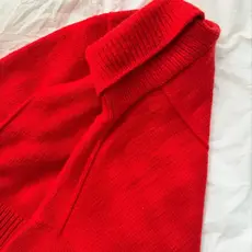 SCARLET SWEATER PK