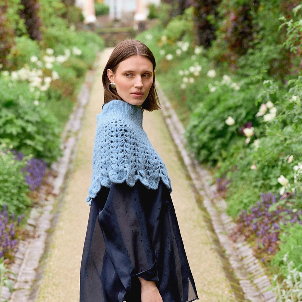 FLOWERFIELD PONCHO 2606-15