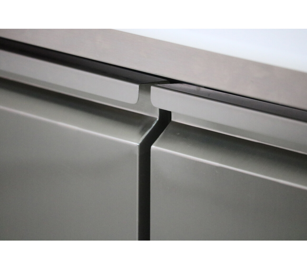 SIBERO Horeca Koelwerkbank 4-Deurs – RVS – 616 Liter – Werkblad 2230 x 700 mm – Dixell-Thermostaat