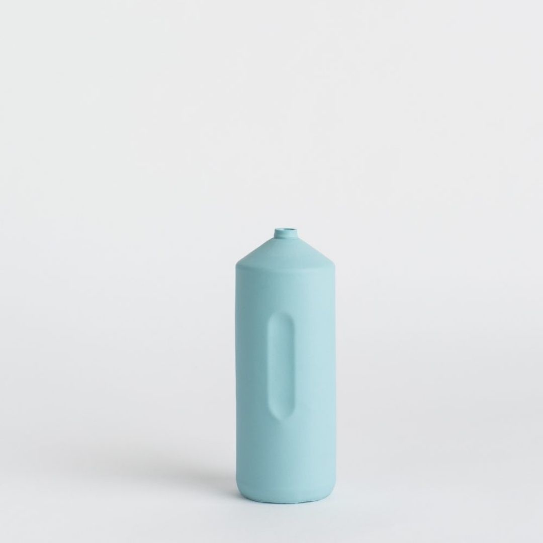 Porseleinen Flesvaas Lichtblauw #2 - Foekje Fleur-1