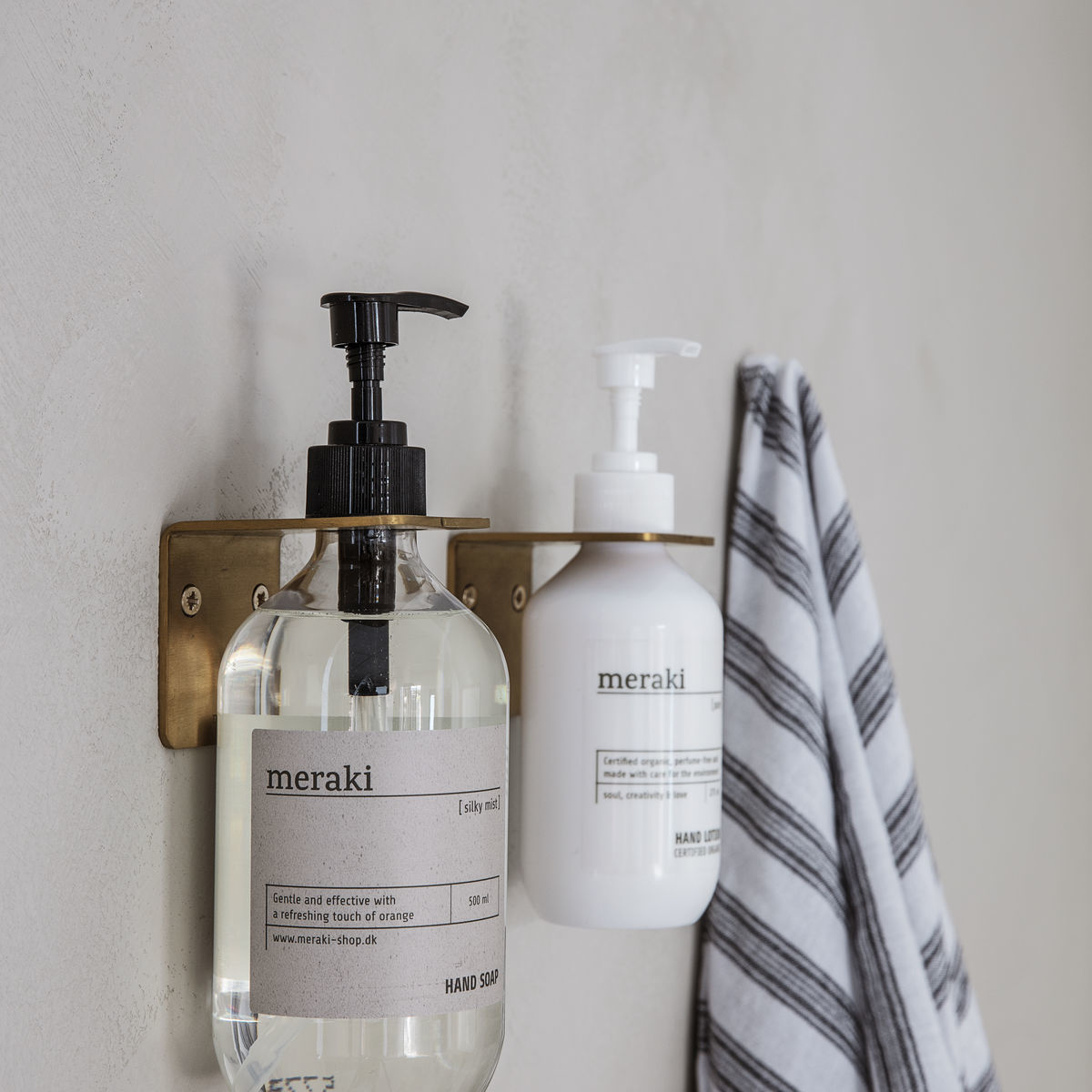 Bottle Hanger Gold - Meraki-2