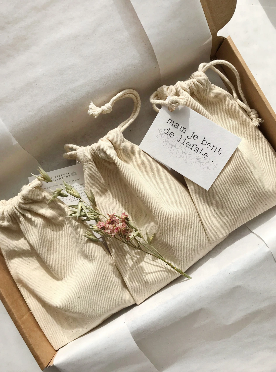 Hold tight - Mam je bent de liefste- Roosmarijn Knijnenburg-2