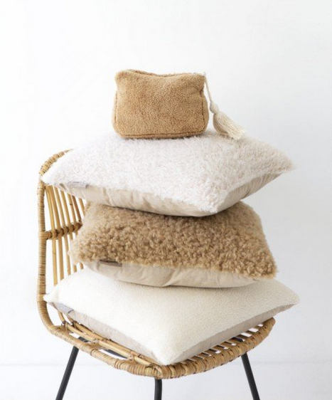 Pillow Wooly - Goround Interior-4