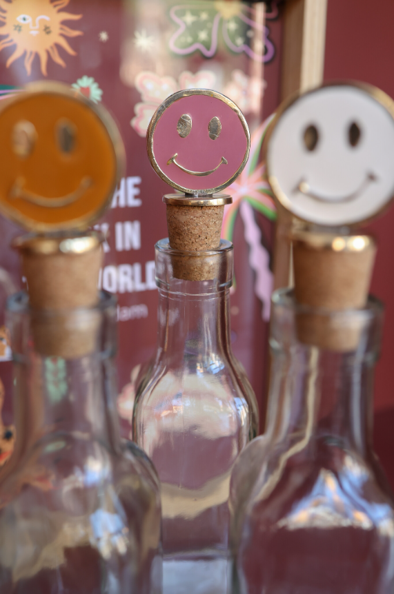 Flessenstopper Messing Smiley Paars - All the Luck in the World-2