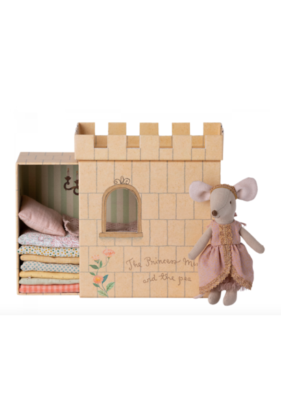 Princess on the pea, Big sister mouse