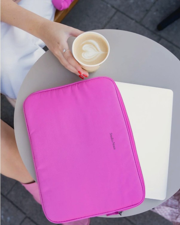 Laptop Sleeve Pink Puffy - Studio Noos-2