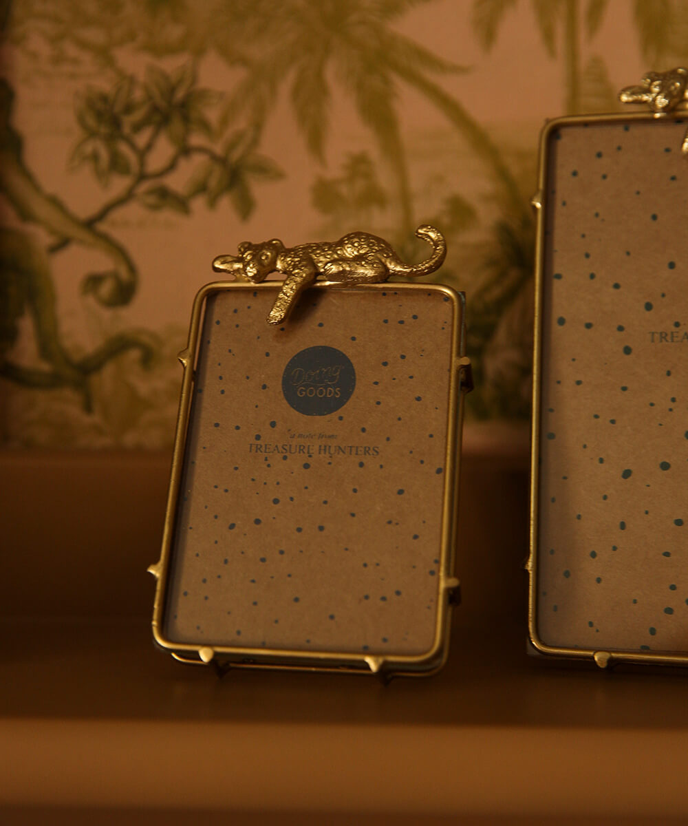 Luipaard Frame Goud Small - Doing Goods-2