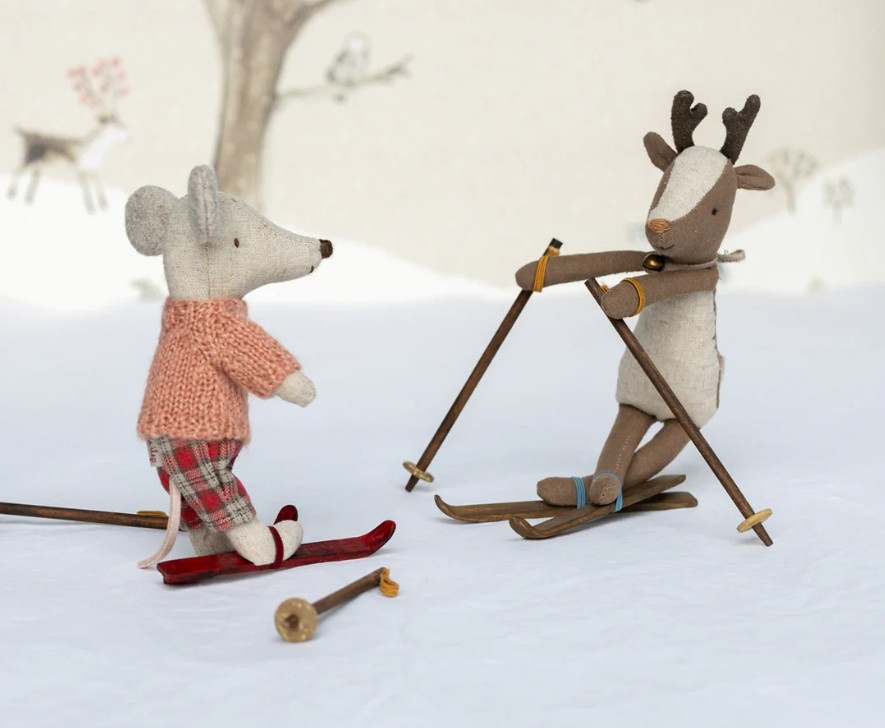 Winter Mouse With Ski Set - Big Sister - Maileg-2