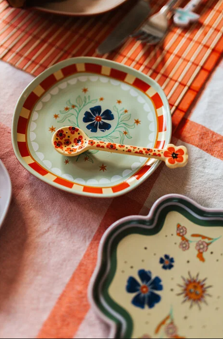 Lepel Geel Met Klaprozen - All The Luck In The World-2