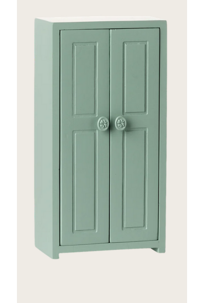 Closet Soft Blue