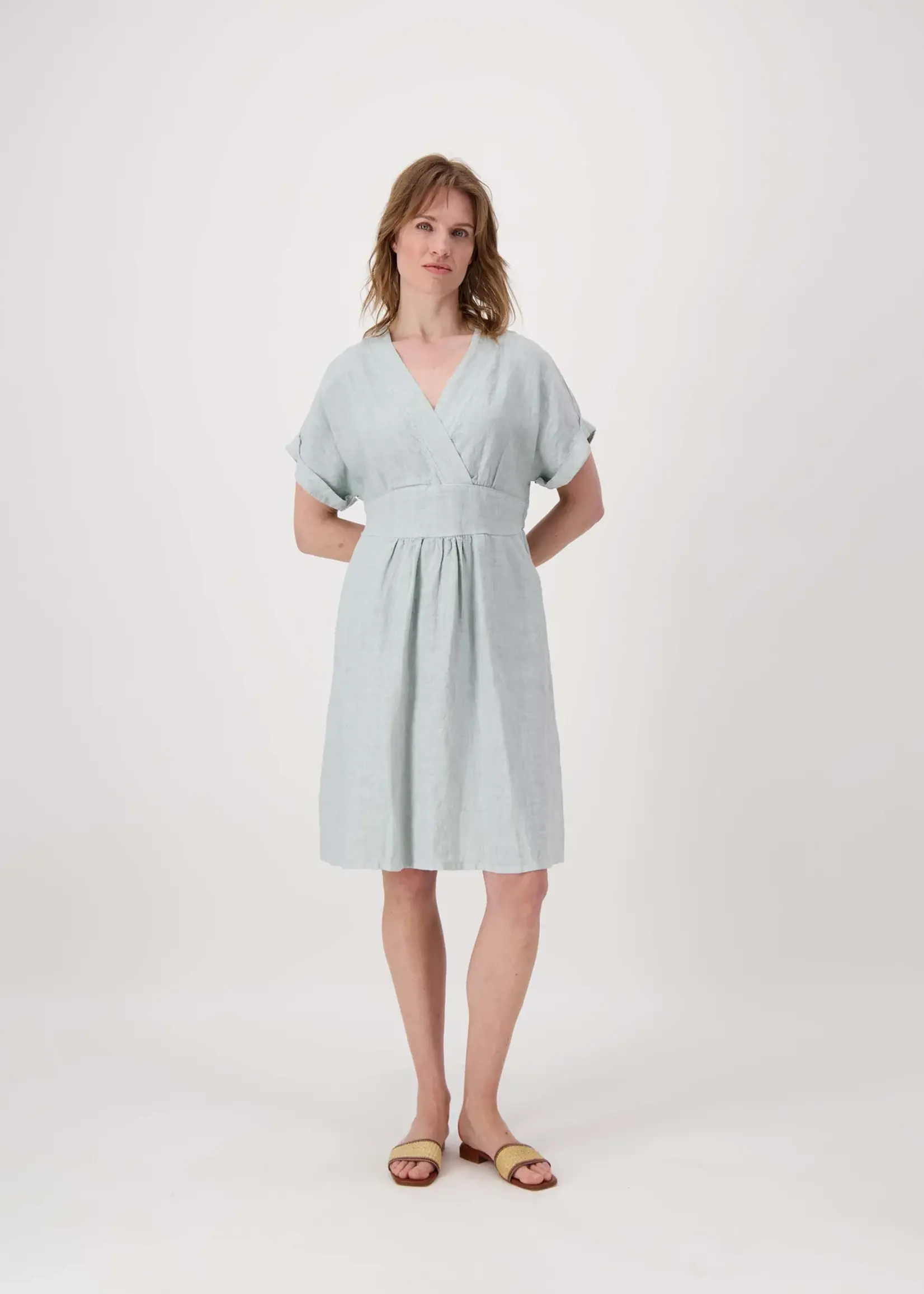 Zusss Linnen overslag jurk vergrijsd blauw