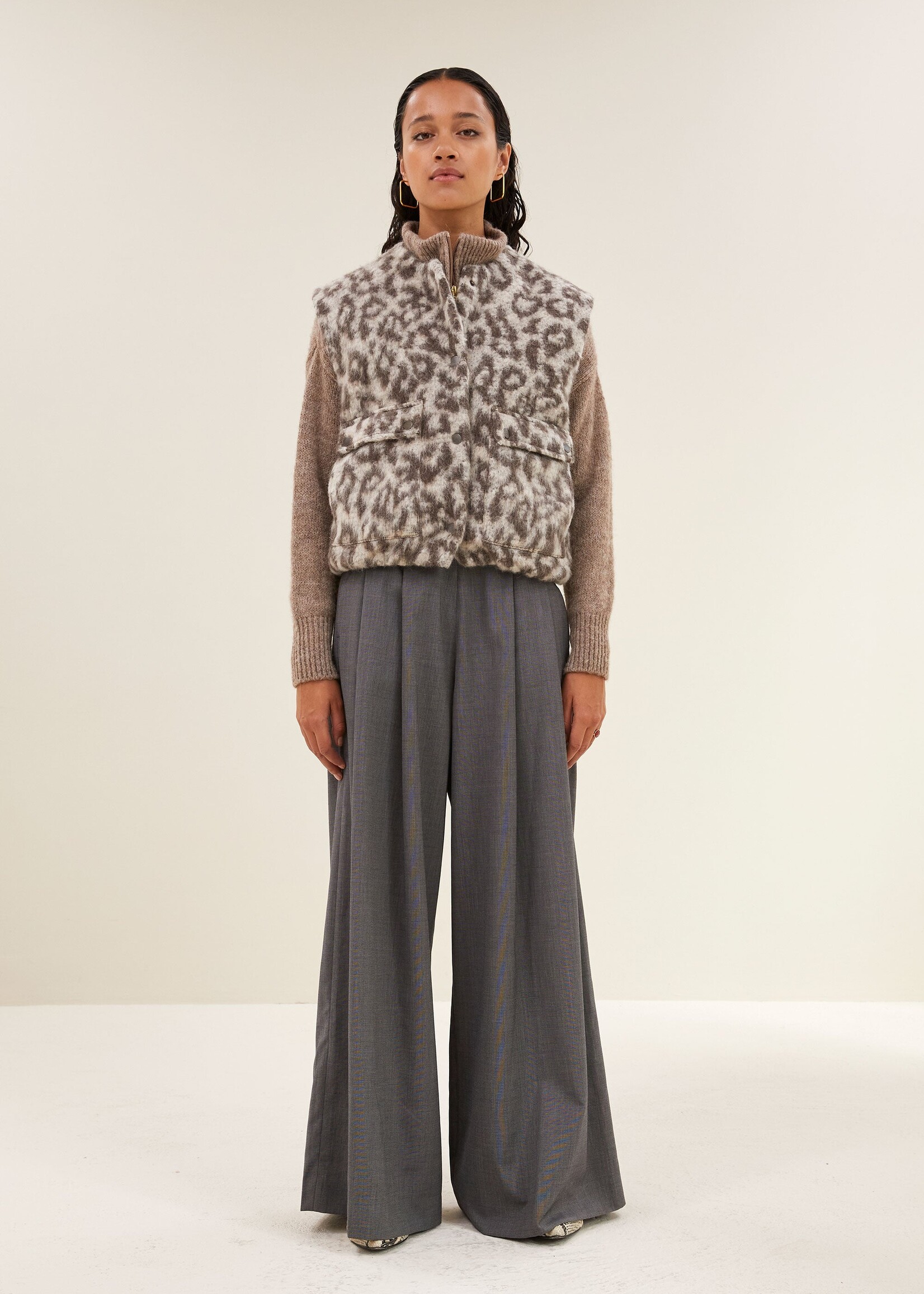 By-Bar Amsterdam maggie sleeveless leo jacket leopard print