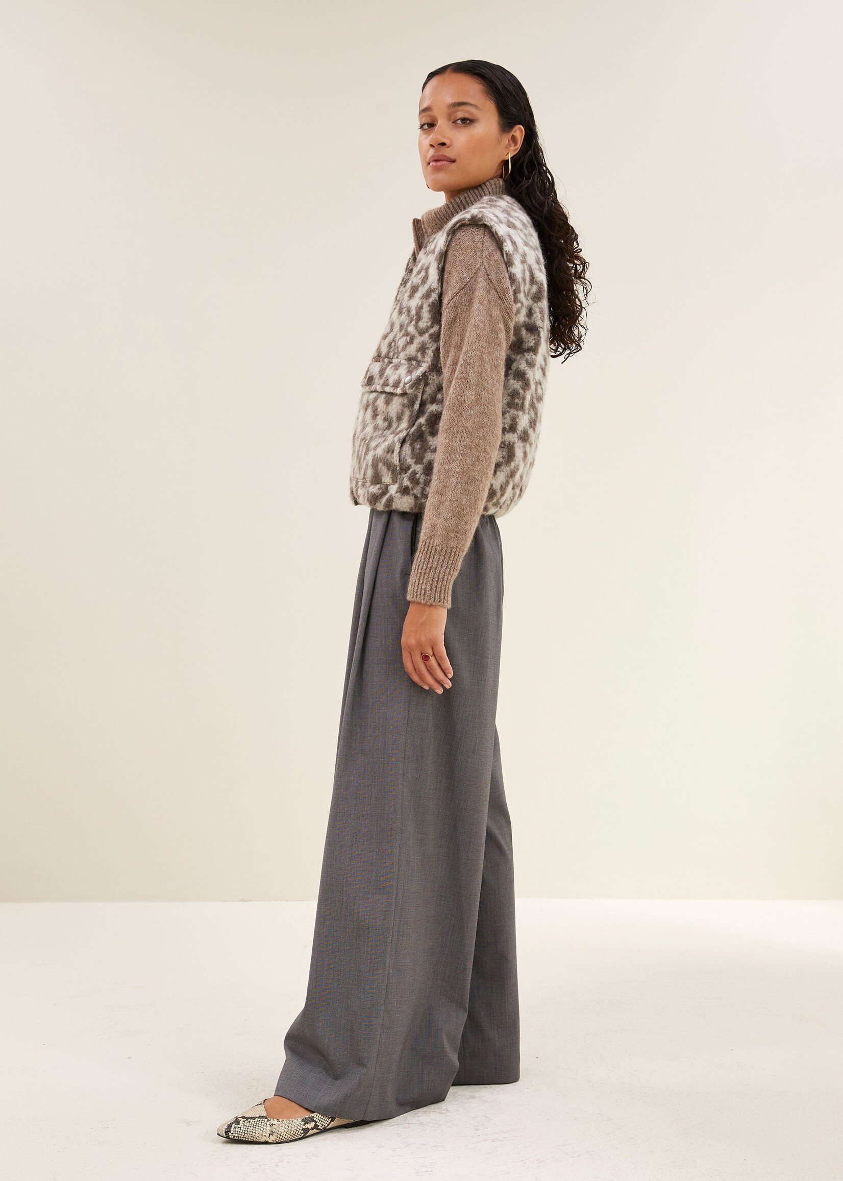 By-Bar Amsterdam maggie sleeveless leo jacket leopard print